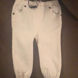 NWT. AUTHENTIC BURBERRY CHILDREN’S JEANS FOR BOYS